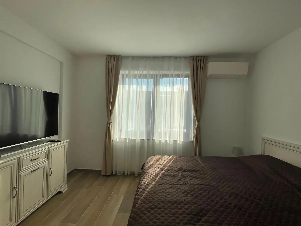Iarca Inn Bucharest 0*,